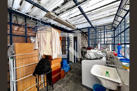 Casa à venda com 350m², 3 quartos e 3 vagasÁrea de Serviço