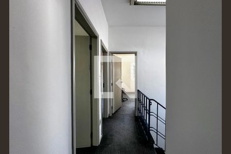 Casa à venda com 350m², 3 quartos e 3 vagasCorredor Quartos