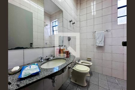 Casa à venda com 350m², 3 quartos e 3 vagasBanheiro Social 1