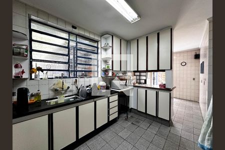 Casa à venda com 350m², 3 quartos e 3 vagasCozinha