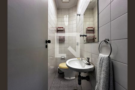 Casa à venda com 350m², 3 quartos e 3 vagasBanheiro Escritório