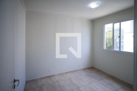 Quarto 2 de apartamento para alugar com 2 quartos, 40m² em Parque Bristol, São Paulo