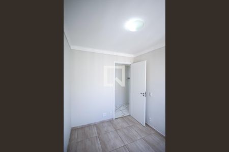 Quarto 1 de apartamento para alugar com 2 quartos, 40m² em Parque Bristol, São Paulo