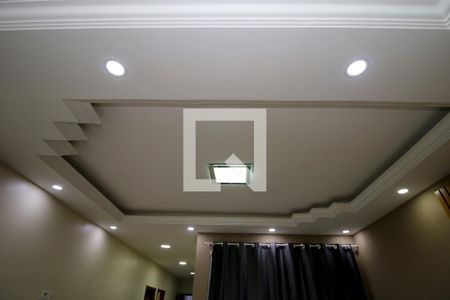 Sala - Detalhe de casa para alugar com 3 quartos, 325m² em Brás de Pina, Rio de Janeiro