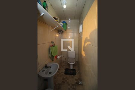 Casa para alugar com 325m², 3 quartos e 2 vagasBanheiro de serviço