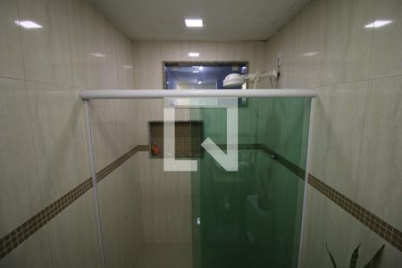 Casa para alugar com 325m², 3 quartos e 2 vagasBanheiro Social