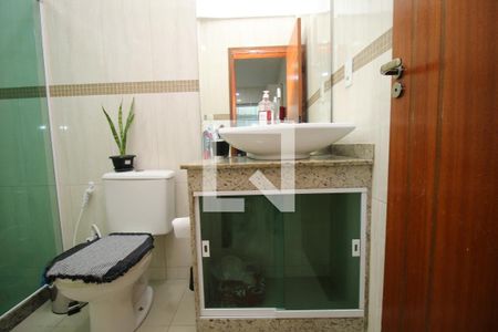 Casa para alugar com 325m², 3 quartos e 2 vagasBanheiro Social