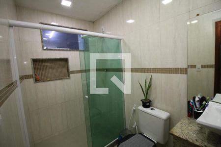 Casa para alugar com 325m², 3 quartos e 2 vagasBanheiro Social