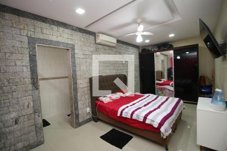 Quarto 1 Suíte de casa para alugar com 3 quartos, 325m² em Brás de Pina, Rio de Janeiro
