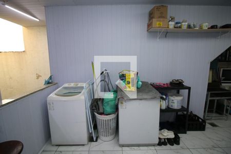 Casa para alugar com 325m², 3 quartos e 2 vagasÁrea de Serviço - Lavanderia