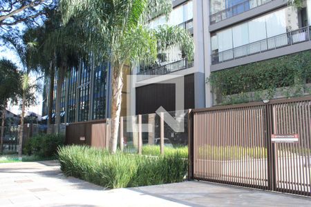 Apartamento para alugar com 70m², 2 quartos e 2 vagasFachada e portaria