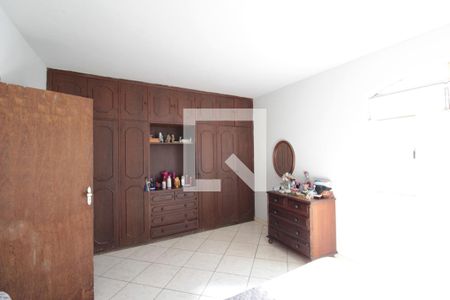 Quarto 1 de casa à venda com 3 quartos, 150m² em Europa (venda Nova), Belo Horizonte