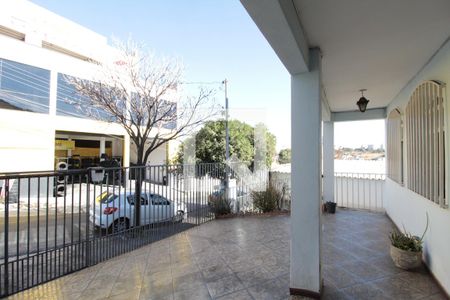 Casa à venda com 150m², 3 quartos e 3 vagasGaragem