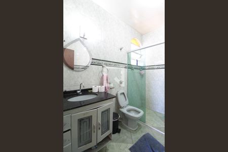 Banheiro Social de casa à venda com 3 quartos, 150m² em Europa (venda Nova), Belo Horizonte