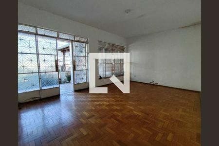Casa à venda com 380m², 4 quartos e 2 vagas