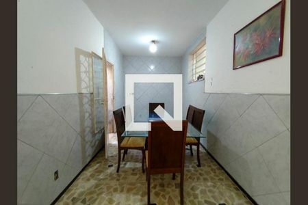 Casa à venda com 380m², 4 quartos e 2 vagas