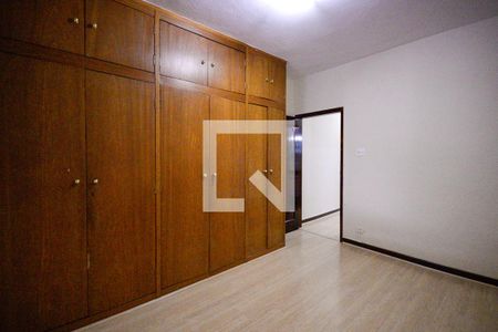 Quarto 1  de casa para alugar com 3 quartos, 120m² em Sacomã, São Paulo