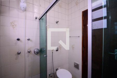 Casa para alugar com 120m², 3 quartos e 1 vaga Casa para alugar com 120m², 3 quartos e 1 vagaBanheiro Social