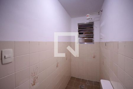 Casa para alugar com 120m², 3 quartos e 1 vaga Casa para alugar com 120m², 3 quartos e 1 vagaEdicula - Banheiro