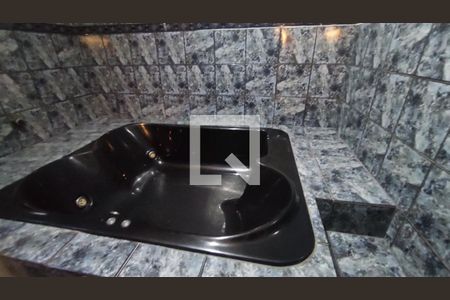 Casa à venda com 200m², 4 quartos e 3 vagasBanheiro suíte