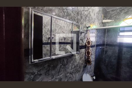 Casa à venda com 200m², 4 quartos e 3 vagasBanheiro social