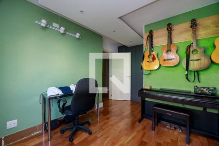 Apartamento à venda com 317m², 4 quartos e 4 vagas Apartamento à venda com 317m², 4 quartos e 4 vagasSuíte 3