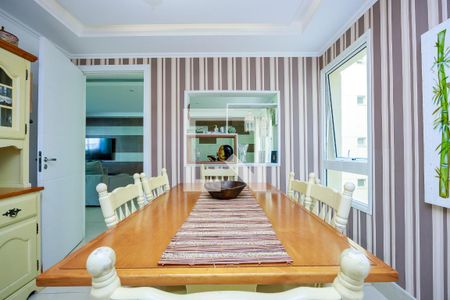 Apartamento à venda com 317m², 4 quartos e 4 vagas Apartamento à venda com 317m², 4 quartos e 4 vagasSala de Jantar