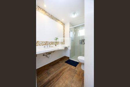 Apartamento à venda com 317m², 4 quartos e 4 vagas Apartamento à venda com 317m², 4 quartos e 4 vagasSuíte 3 - Banheiro