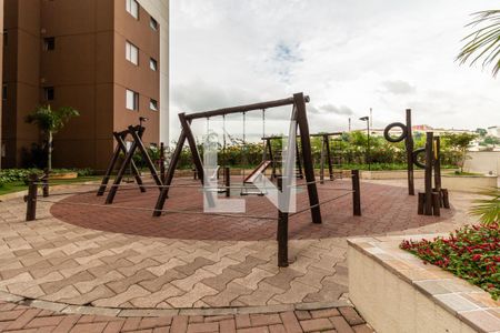 Área comum de apartamento à venda com 3 quartos, 72m² em Jardim Tupanci, Barueri