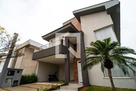 Casa para alugar com 300m², 3 quartos e 4 vagas Casa para alugar com 300m², 3 quartos e 4 vagasFachada