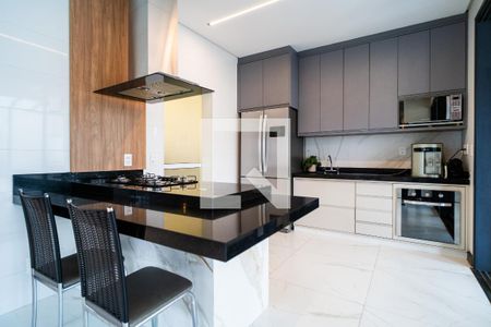 Casa para alugar com 300m², 3 quartos e 4 vagas Casa para alugar com 300m², 3 quartos e 4 vagasCozinha