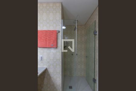 Banheiro da Suíte de casa à venda com 3 quartos, 180m² em Ipanema, Porto Alegre