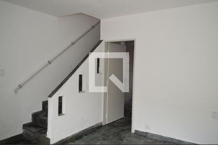 Sala de casa à venda com 2 quartos, 60m² em Vila Dom Pedro I, São Paulo