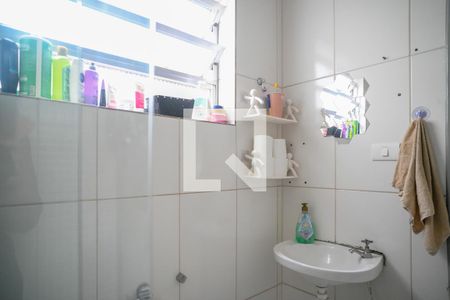 Casa à venda com 135m², 3 quartos e 4 vagasBanheiro Social