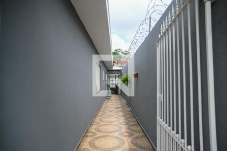 Casa à venda com 135m², 3 quartos e 4 vagasEspaço externo 