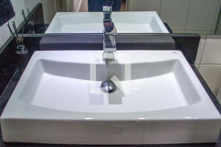 Apartamento para alugar com 60m², 2 quartos e 1 vaga Apartamento para alugar com 60m², 2 quartos e 1 vagaBanheiro suite - pia