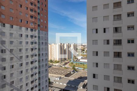 Vista da sala  de apartamento para alugar com 2 quartos, 44m² em Canhema, Diadema