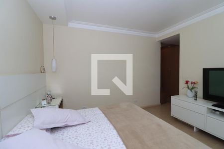 Casa à venda com 539m², 4 quartos e 4 vagasQuarto 2 - Suíte