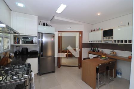 Casa à venda com 539m², 4 quartos e 4 vagasCozinha