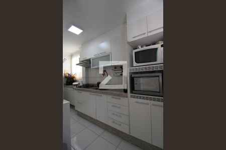 Apartamento à venda com 120m², 2 quartos e 2 vagasCozinha