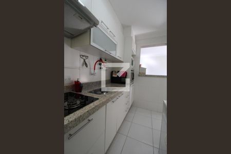 Apartamento à venda com 120m², 2 quartos e 2 vagasCozinha