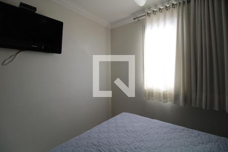 Apartamento à venda com 120m², 2 quartos e 2 vagasQuarto 2