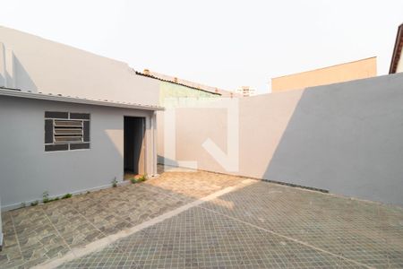 Apartamento à venda com 110m², 2 quartos e 1 vaga Apartamento à venda com 110m², 2 quartos e 1 vagaÁrea Comum- Quintal