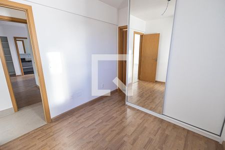 Apartamento à venda com 257m², 3 quartos e 3 vagasQuarto 3 / semi-suite