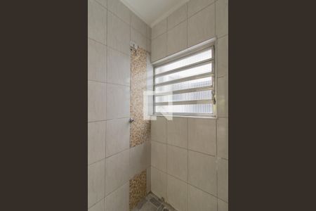 Casa à venda com 180m², 3 quartos e 2 vagasBanheiro