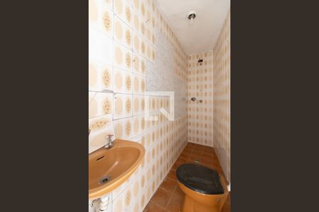 Casa à venda com 180m², 3 quartos e 2 vagasBanheiro de Serviço