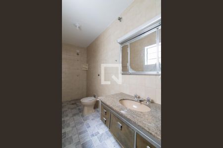 Casa à venda com 180m², 3 quartos e 2 vagasBanheiro da Suíte 3