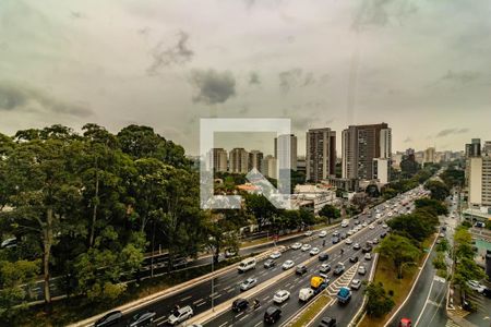 Vista/Quarto 1 de apartamento para alugar com 2 quartos, 65m² em Mirandópolis, São Paulo
