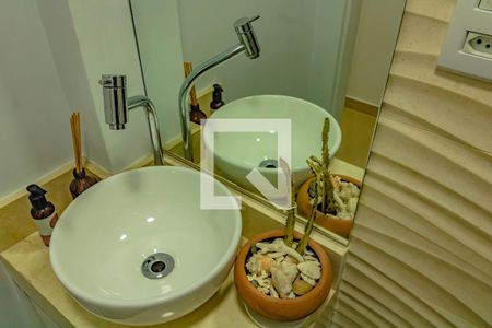Apartamento para alugar com 65m², 2 quartos e 1 vaga Apartamento para alugar com 65m², 2 quartos e 1 vagaBanheiro