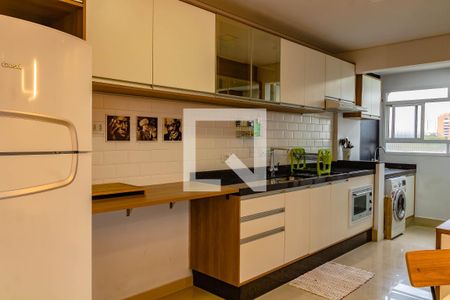 Apartamento para alugar com 65m², 2 quartos e 1 vaga Apartamento para alugar com 65m², 2 quartos e 1 vagaCozinha